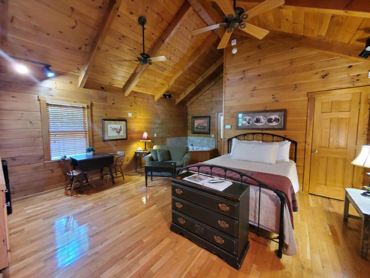 New River Trail Cabins Galax Exterior photo