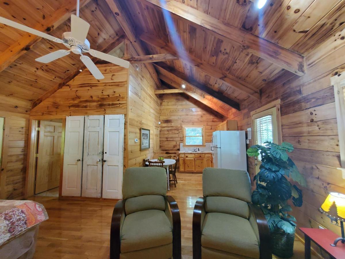 New River Trail Cabins Galax Exterior photo