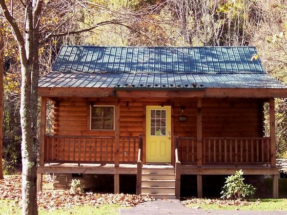 New River Trail Cabins Galax Room photo